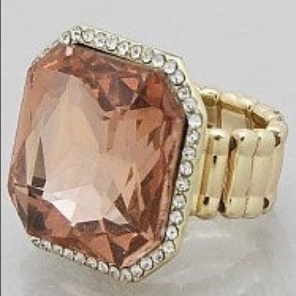 Square Facted Rings ✨✨ 4 for $10.00 BUNDLE ✨✨ - Picture 3 of 3